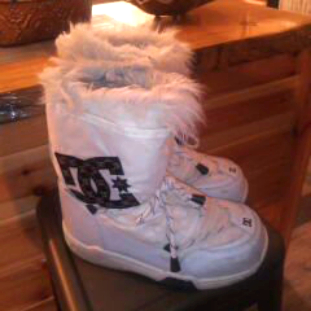 COPY - DC SHOE COMPANY USA